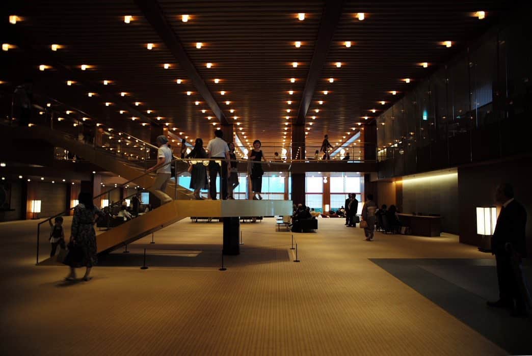 谷尻誠さんのインスタグラム写真 - (谷尻誠Instagram)「百聞は一見にしかず。 I visited THE OKURA TOKYO. #theokuratokyo #Hotel #architecture #design #tokyo」9月16日 15時23分 - tanijirimakoto