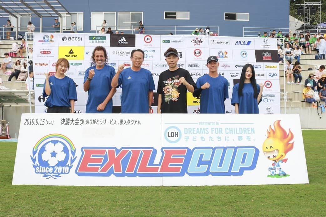 武部柚那さんのインスタグラム写真 - (武部柚那Instagram)「@exilecup 愛媛の今治にて 決勝大会が行われ、璃と参加してきました!!!! 地区予選も3箇所お邪魔して、決勝大会での子供達との再会は嬉しかったです🥰✌️✨ 岡田さん率いる、チーム岡田で選抜された子供達との試合は白熱でした🔥🔥🔥⚽️ 素敵な笑顔と汗と涙溢れる瞬間ばかりで感動させられっぱなしでした!!!!!! 素敵な出会いと瞬間を感じれた場所 今治に感謝🙏🙇‍♀️🔥✨ またどこかで子供達と再会出来ますように^^ みんなの夢が叶いますように……🙏✨💘 #EXILECUP #決勝大会 #愛媛 #今治」9月16日 16時06分 - yuzuna__takebe__official