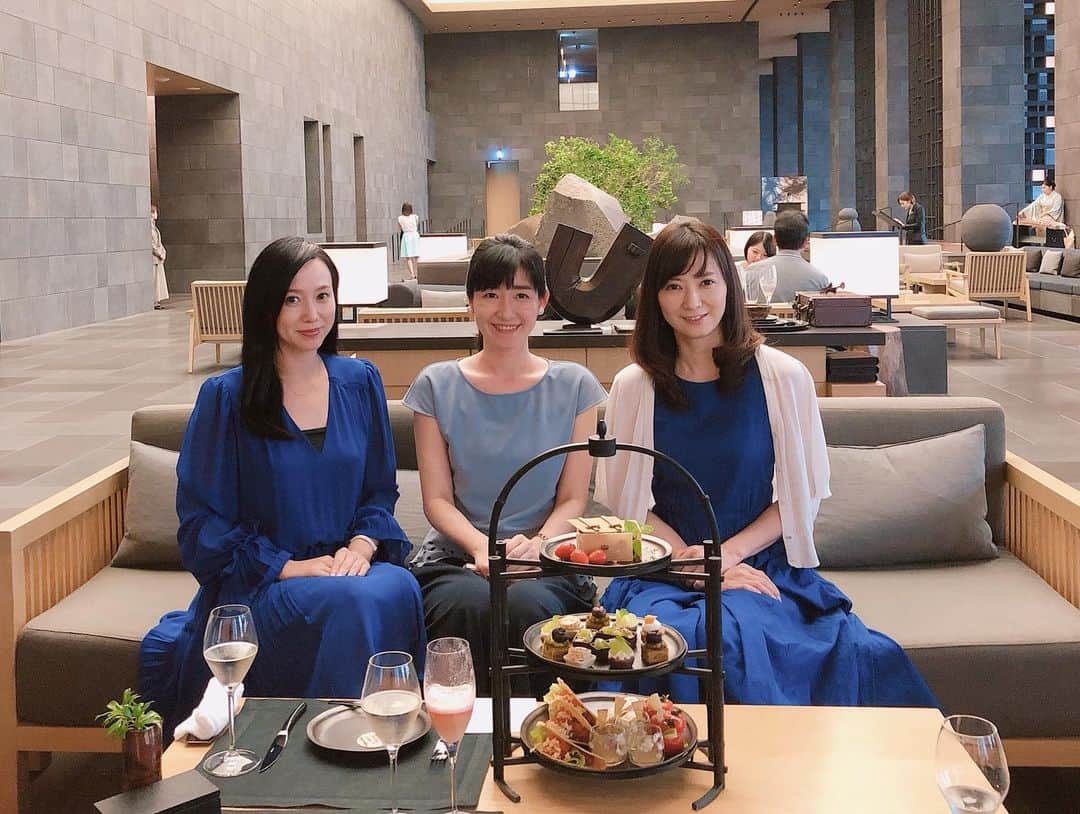 江連裕子さんのインスタグラム写真 - (江連裕子Instagram)「. TBSニュースバード同窓会 AMAN、Afternoon tea . #曽根純恵 #江連裕子 #TBS #ニュースバード #日経 #cnbc #日経CNBC #キャスター #アナウンサー #アマン東京 #アマン #アマン東京アフタヌーンティー #aman #amantokyo #afternoontea #tea #cafe」9月16日 16時17分 - yuko_ezure