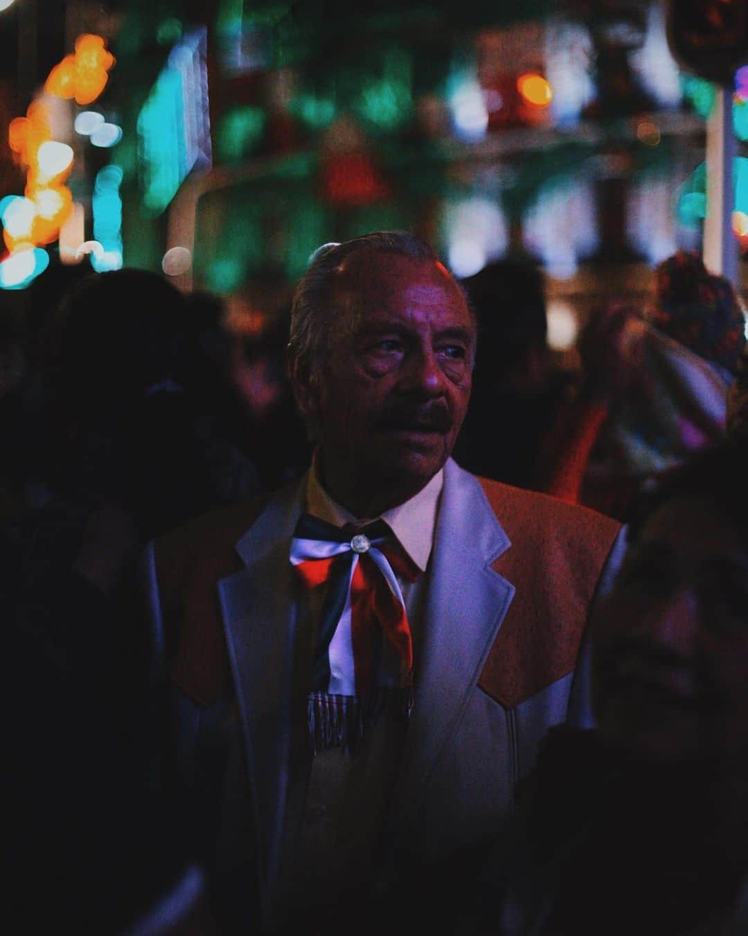 のインスタグラム：「#diadelaindependencia #independencia #mexico #independenceday #zócalo #neomexicanismos #urbancdmx #mextagram #reportagespotlight #mexicodesconocido #mexico_greatshots」