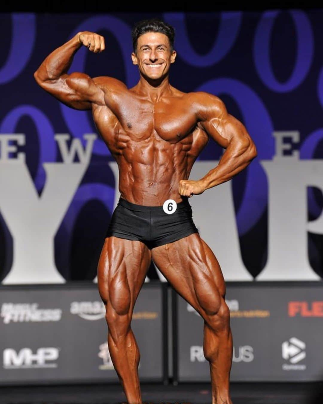 サディク・ハドゾビックさんのインスタグラム写真 - (サディク・ハドゾビックInstagram)「I am amazed by the level of competition I witnessed at this year’s Olympia. and although it was nice watching the show as a spectator, it did fire me up! Stepping on the olympia stage is something I always look forward to. .. Last day: HUGE ebook special! 10 Ebooks for $10 bucks! Don’t miss out. LINK IN BIO」9月17日 3時40分 - sadikhadzovic