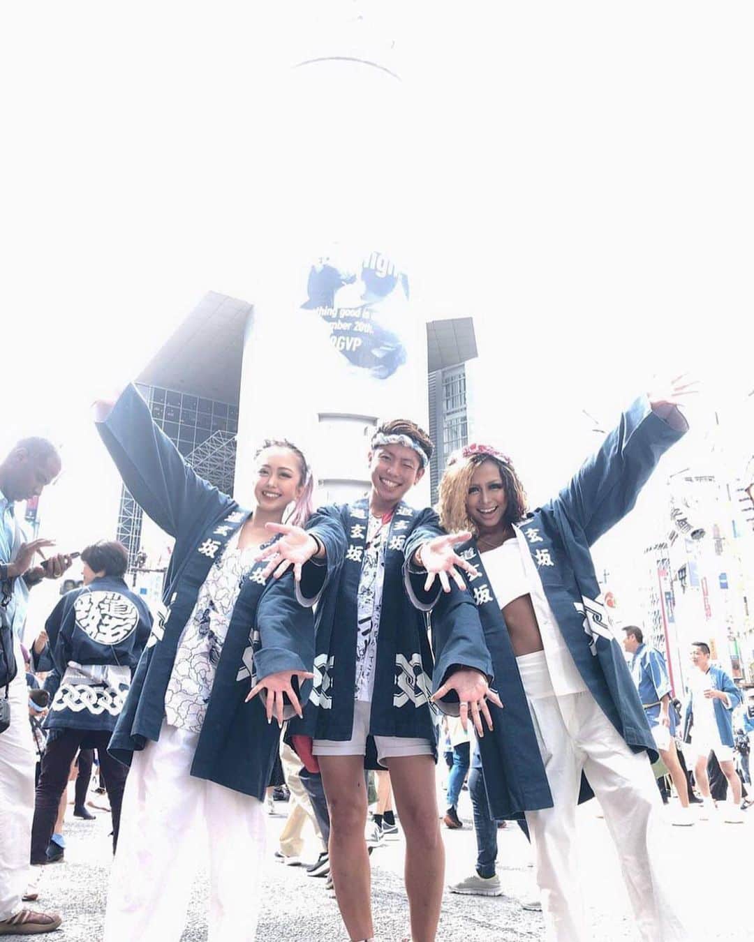 大木美里亜（みりちゃむ）さんのインスタグラム写真 - (大木美里亜（みりちゃむ）Instagram)「渋谷神輿🏮✨ 。 。 。 初めての御神輿が渋谷とかなんて幸せものなんでしょう😂(笑) 。 。 。 身長たんなくて肩につかなかったけど楽しかったからよき🤤 。 。 #神輿 #渋谷 #道玄坂」9月16日 19時50分 - mirichamu_0710