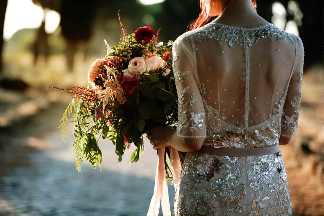 ジェニーパッカムさんのインスタグラム写真 - (ジェニーパッカムInstagram)「Congratulations to our stunning #jennypackhambride @valentina_m_fabbri - Valentina wore the Faith gown for her Italian wedding. Photography by Antonio Carneroli @antoniocarneroli_photographer #thewhitecarpet #faith」9月16日 20時52分 - jennypackham