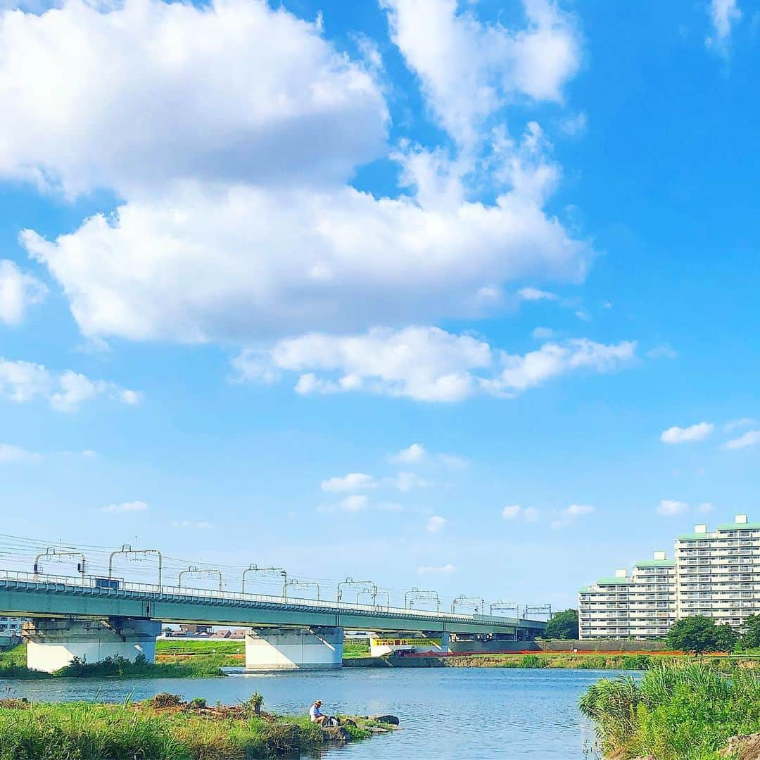 鎌田紘子さんのインスタグラム写真 - (鎌田紘子Instagram)「今年の夏。  もう終わるんか？  #多摩川 #さようなら夏」9月16日 21時02分 - hirokokamata12