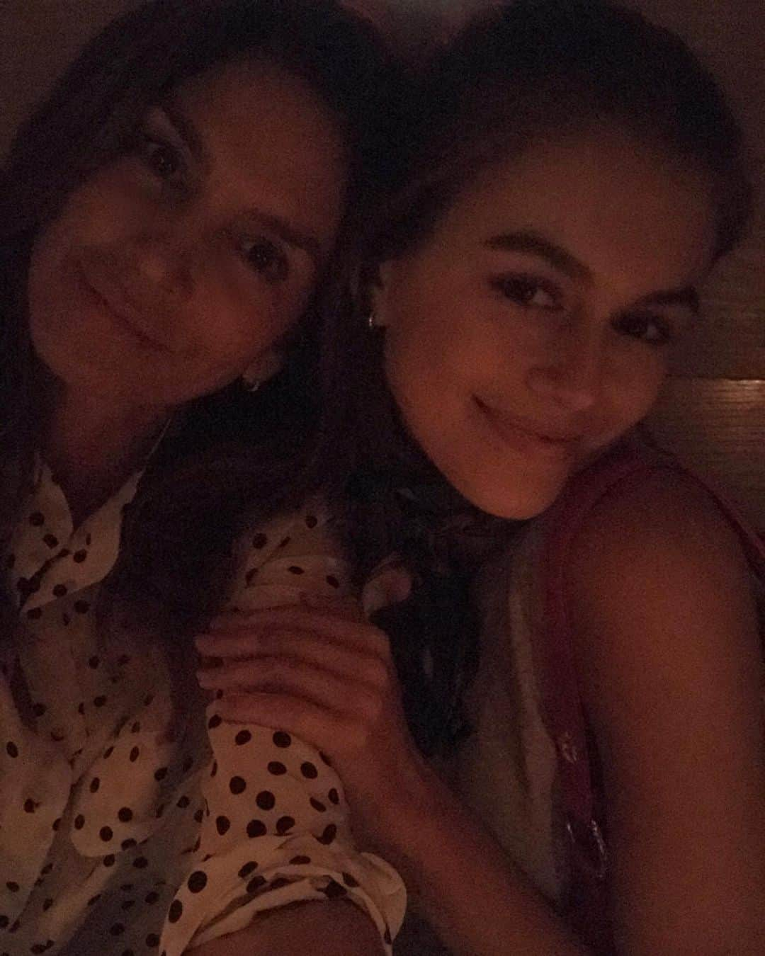 シンディ・クロフォードさんのインスタグラム写真 - (シンディ・クロフォードInstagram)「Farewell dinner with this cutie last night.」9月16日 21時34分 - cindycrawford