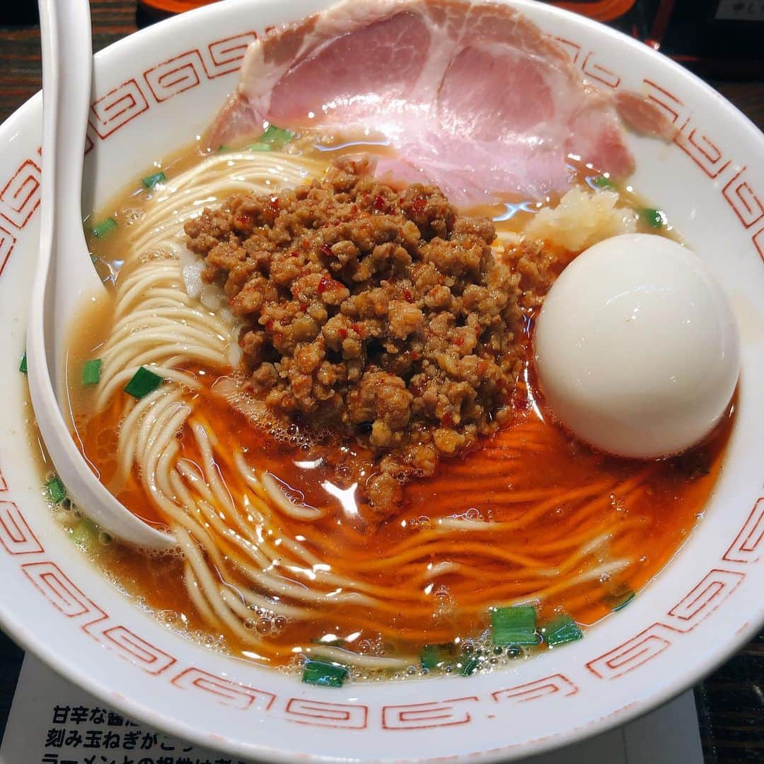 休日課長さんのインスタグラム写真 - (休日課長Instagram)「小池のニボ台湾はじめて食べた！ 旨かった！ごちそうさまでした！！ #本炭 #本日の炭水化物 #ラーメン #ramen #japanesestyle #japanesefood  #japanesenoodle」9月16日 21時44分 - kyujitsu_kacho