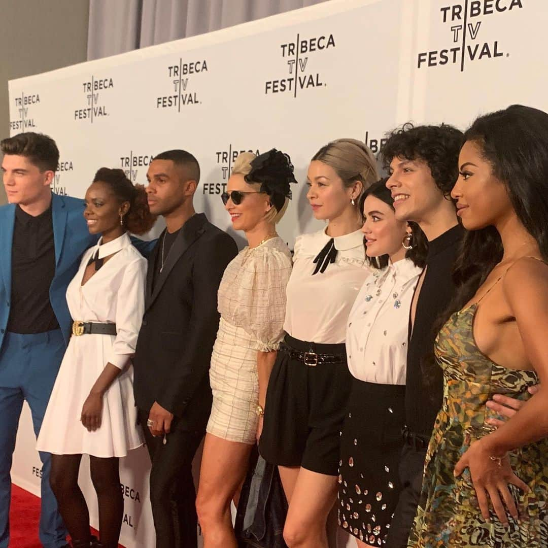 ルーシー・ヘイルさんのインスタグラム写真 - (ルーシー・ヘイルInstagram)「huge thank you to @tribeca for including us in your TV festival. We are so grateful for the support & had a great time giving people a small bite of Katy Keene before the premiere next year ❤️🍒」9月16日 23時08分 - lucyhale