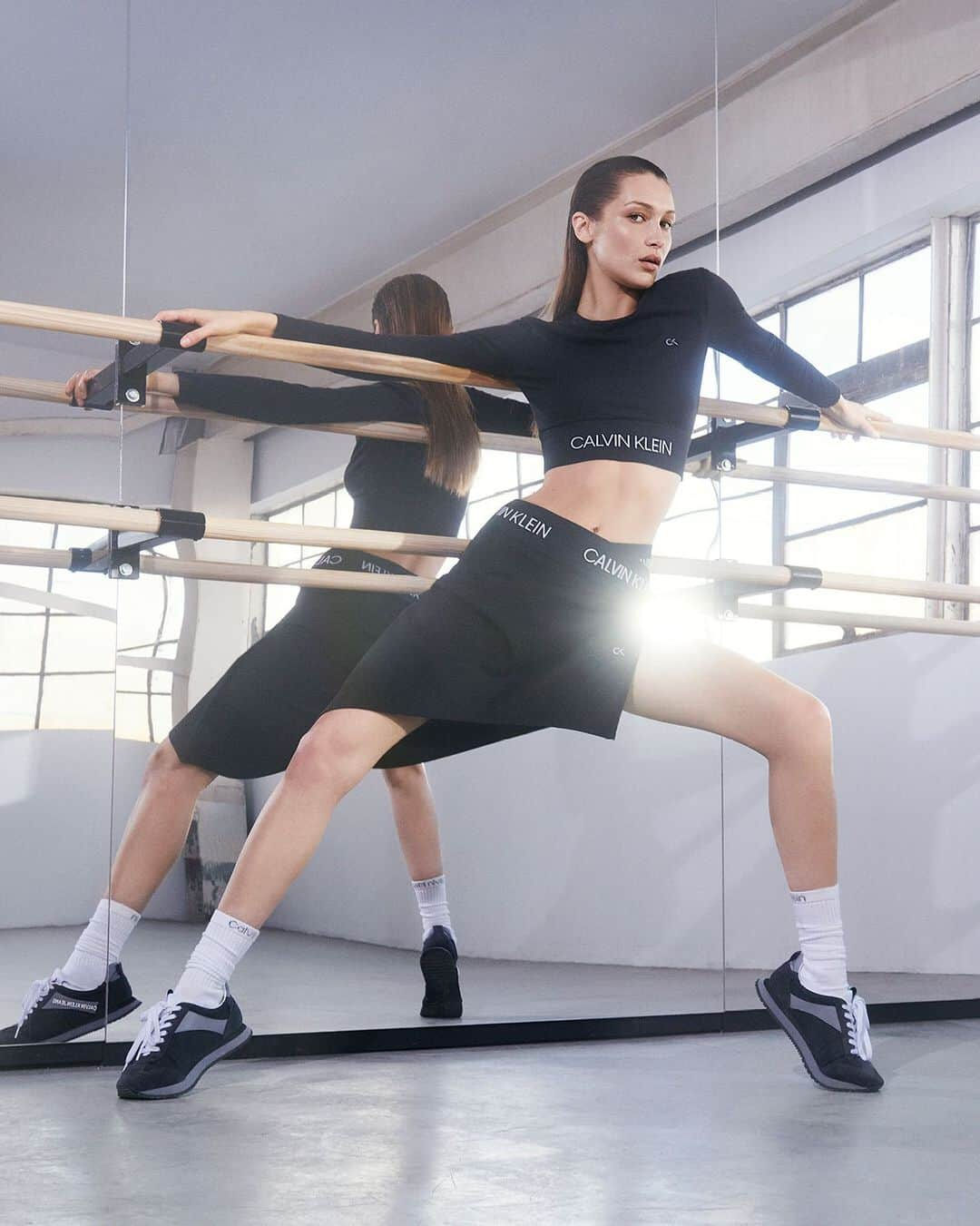 Calvin Kleinさんのインスタグラム写真 - (Calvin KleinInstagram)「Style staples ▲ Show them off like @bellahadid in the latest from #CALVINKLEINPERFORMANCE — featuring our Active Icon Asymmetric Wrap Skirt and Cropped Long Sleeve Top. ⠀⠀⠀⠀⠀⠀⠀⠀⠀⠀⠀⠀⠀⠀⠀⠀⠀⠀⠀⠀ Are you up for the challenge? Share yours. #MYCALVINS ⠀⠀⠀⠀⠀⠀⠀⠀⠀⠀⠀⠀⠀⠀⠀⠀⠀⠀⠀⠀ Shot by @charlottemwales ⠀⠀⠀⠀⠀⠀⠀⠀⠀⠀⠀⠀⠀⠀⠀⠀⠀⠀⠀⠀ Shop Bella’s look in bio: Asymmetric Wrap Skirt [EU] Cropped Long Sleeve T-Shirt [EU]」9月16日 23時23分 - calvinklein