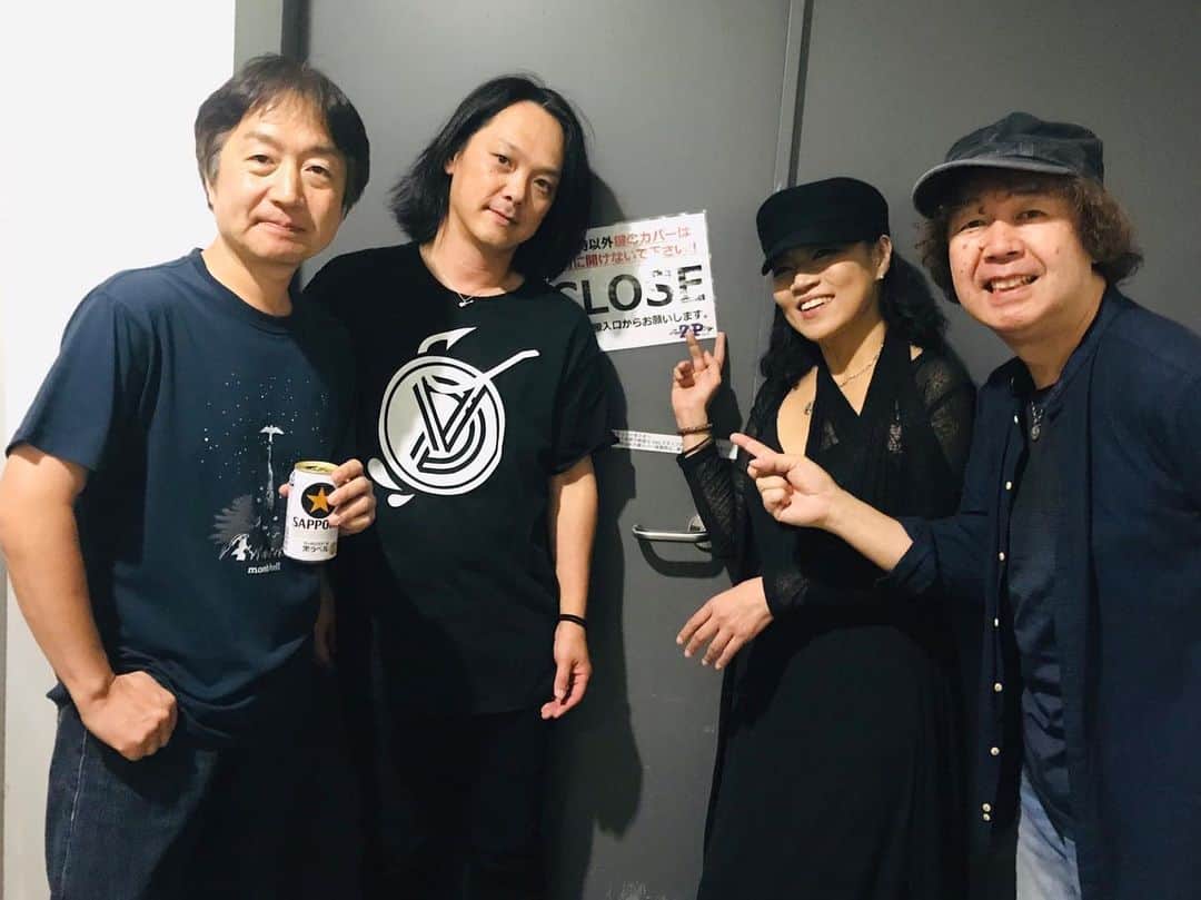 人時のインスタグラム：「緊張感の中に充実した時間があり、とても良い時間でした^_^T-BOLANサポートメンバーでカシャ^_^ とても素敵な皆さんでとてもとても勉強になりました！引き出しの多さはもちろん、間をとても大事にされてその間がとても素晴らしくて^_^ 本当にありがとうございました^_^」