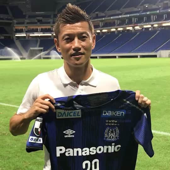 播戸竜二のグルメインスタ