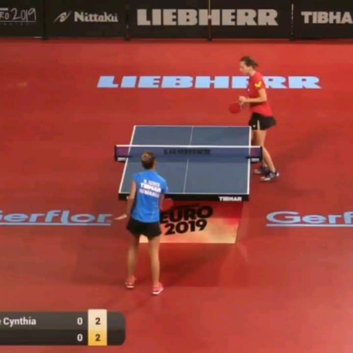 ガリア・ドボラクのインスタグラム：「What is your favourite way to finish a point? Here you have two points from the last #ittfeuros2019 against @szocsbernadettecynthia where you can see how I like to finish mine 🤭 #tabletennis #mondaymotivation @rfetm #tenisdemesa #tenismesa」
