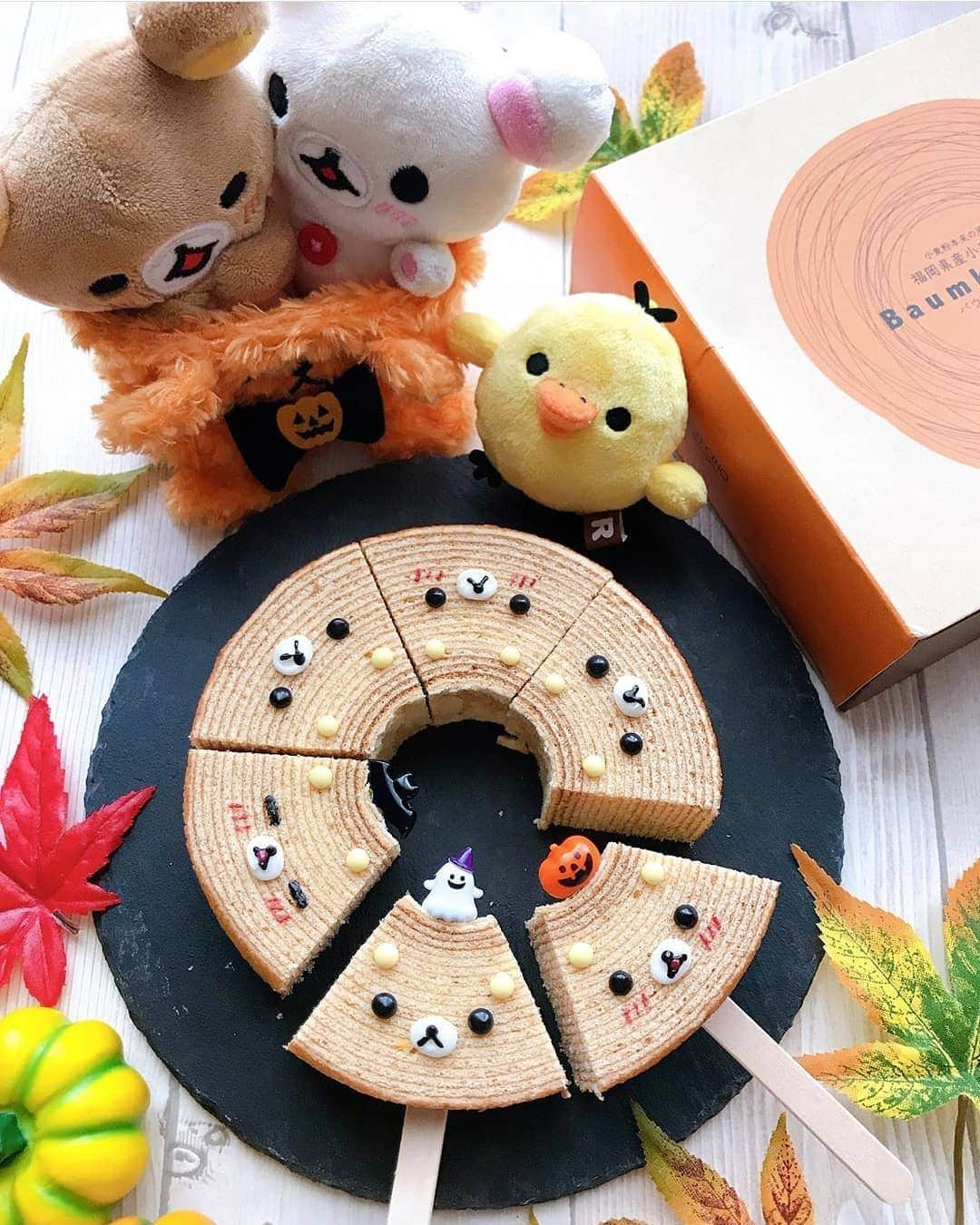 Rilakkuma US（リラックマ）さんのインスタグラム写真 - (Rilakkuma US（リラックマ）Instagram)「Sometimes creating cute food is all about adding little details to something you already have made! This cute Halloween inspired design was made by @takko_0307! . . . #rilakkumaus #Rilakkuma #sanx #cake #cutefood #halloween #リラックマ #サンエックス」9月17日 0時39分 - rilakkumaus