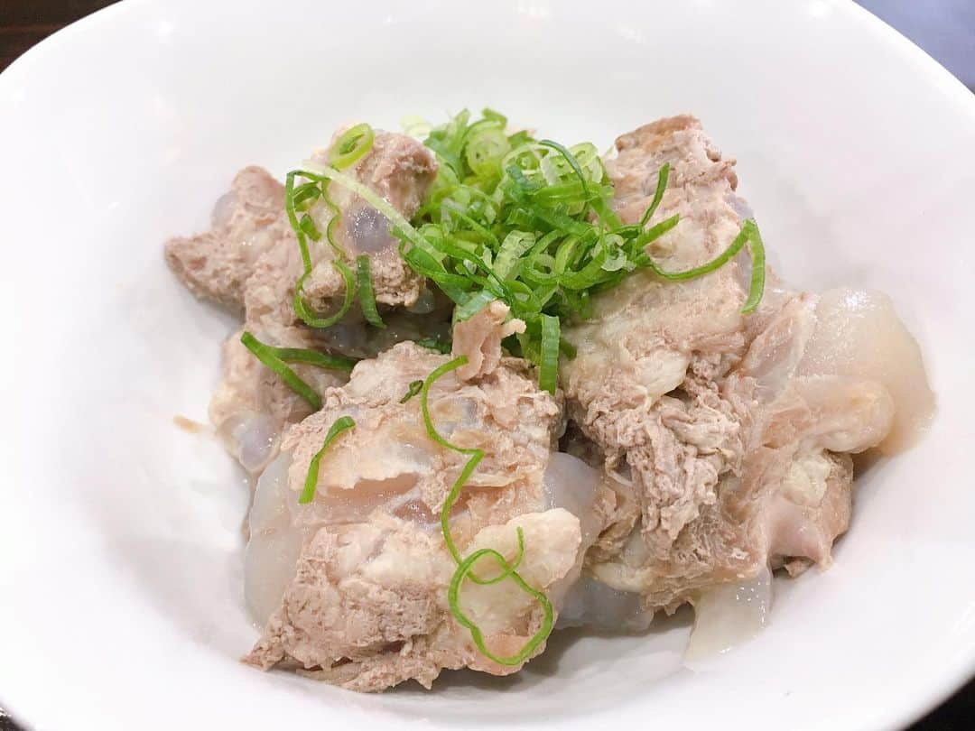 藤村晃輝さんのインスタグラム写真 - (藤村晃輝Instagram)「いつぞかの桝元の辛麺。無性に食べたくなる瞬間が来るんですよね。辛さは1辛。個人的にはこんにゃく麺が好きです。 #一緒に食べる豚ナンコツも良き #柔らかくて良き #もはやトロトロで良き #箸あげ #サウスポー」9月17日 0時50分 - fujimura_koki_tos