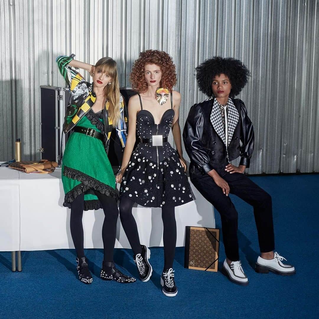 のインスタグラム：「Going strong. @NicolasGhesquiere’s #LVFW19 Collection is now available in #LouisVuitton stores and online. Discover the campaign via link in bio.」