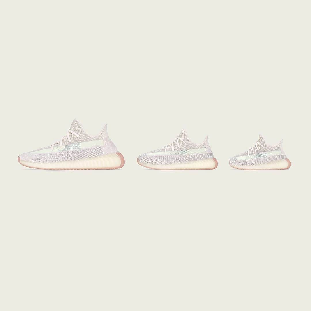 adidas Originalsさんのインスタグラム写真 - (adidas OriginalsInstagram)「YEEZY BOOST 350 V2 CITRIN. AVAILABLE GLOBALLY SEPTEMBER 23 AT ADIDAS.COM/YEEZY AND ON THE ADIDAS APP IN THE US AND EUROPE​」9月17日 1時23分 - adidasoriginals