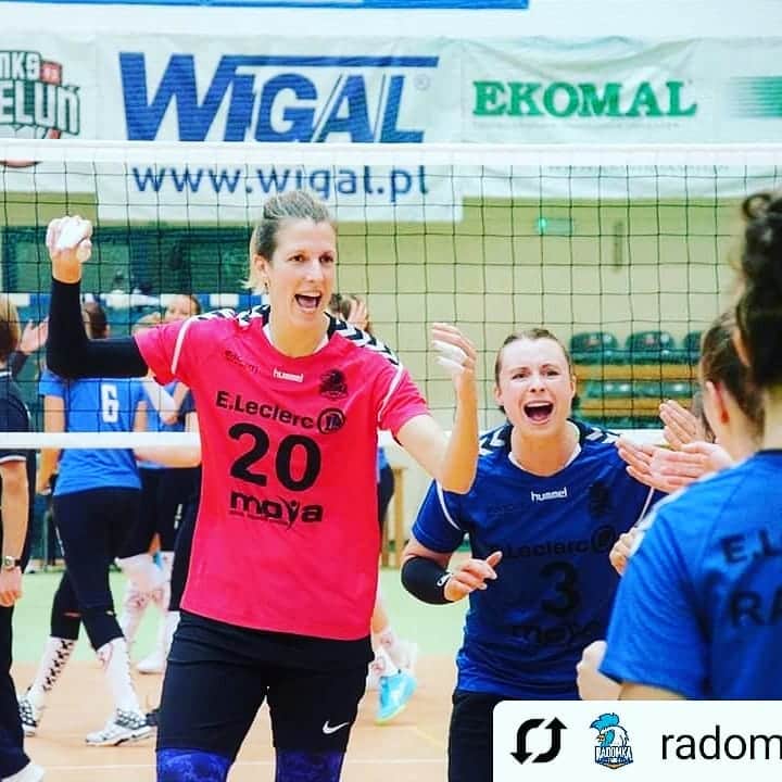 ミア・イエルコフのインスタグラム：「Tournament season has started 🌟 😊」