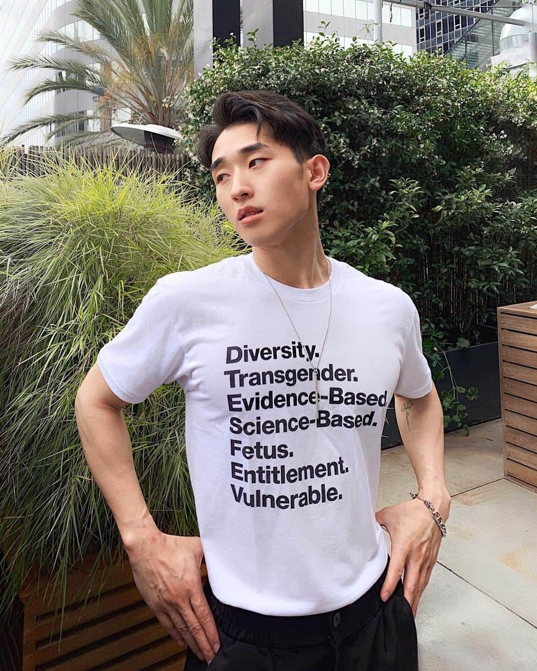 American Apparelさんのインスタグラム写真 - (American ApparelInstagram)「Words Matter: @ivanbaaaaah makes a statement in our graphic tee. Get yours.」9月17日 3時01分 - americanapparel