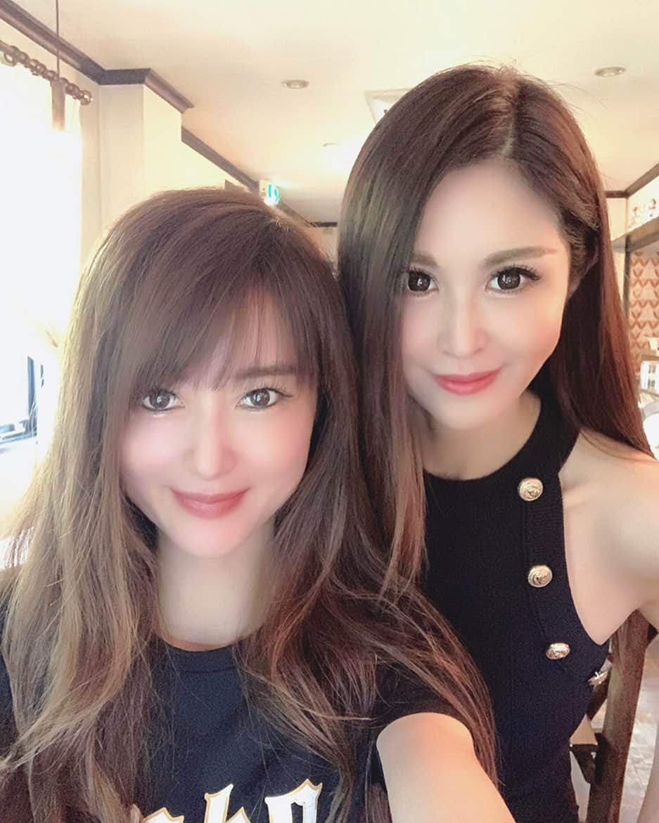 のインスタグラム：「来月18日志保ちゃんと名古屋でトークショーランチ会に出ます💕 詳細また アップします⤴️ #美魔女#原志保#トークショー#名古屋」