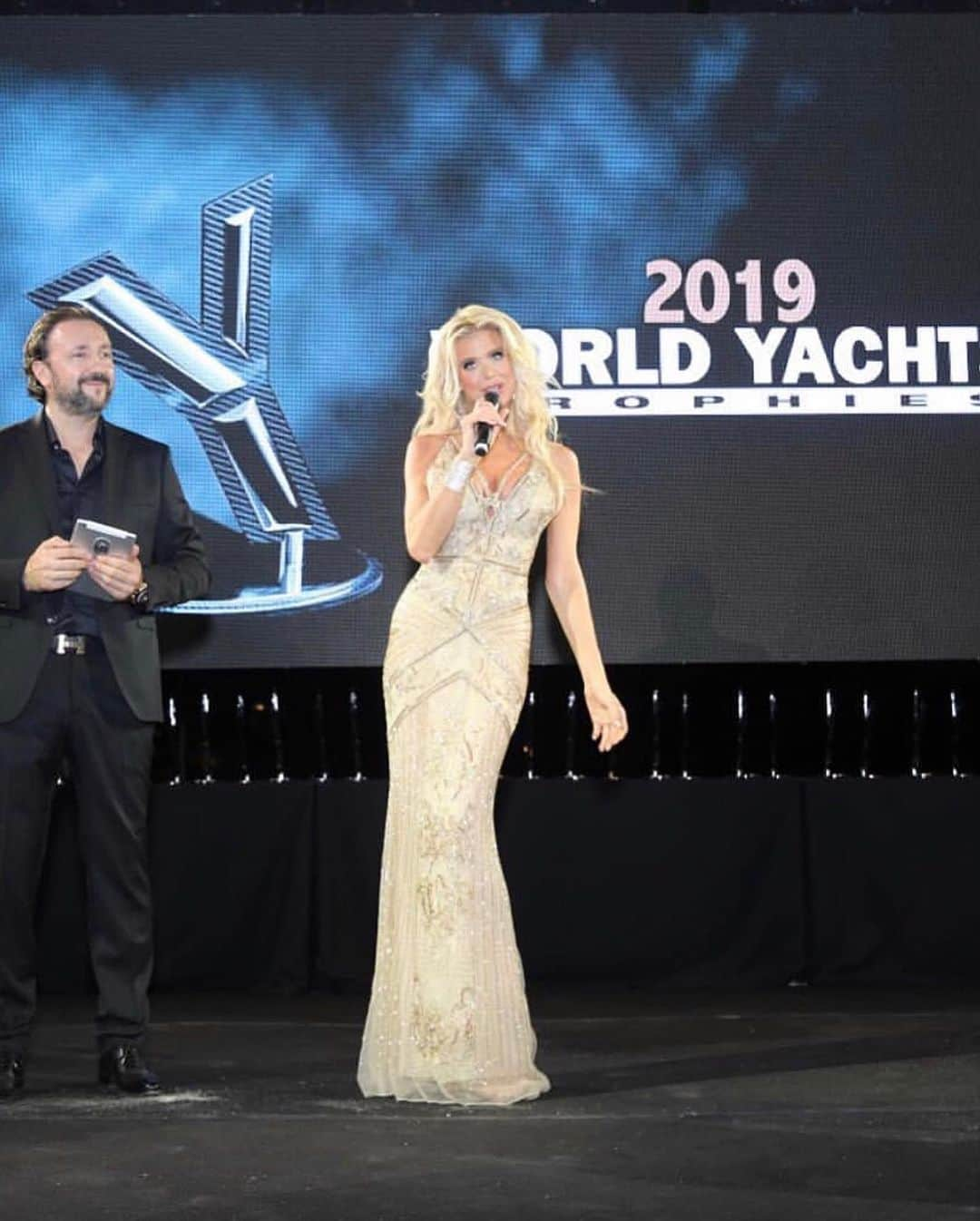 ヴィクトリア・シルヴステッドさんのインスタグラム写真 - (ヴィクトリア・シルヴステッドInstagram)「Had the honor to present 30 Awards to the most innovative and creative Yacht makers and designers in the world @world_yachts_trophies @yachtsmagazine @cannesyachtingfestival  #cannesboatshow2019 #worldyachtstrophies2019  Dress by @roberto_cavalli #cavallicouture #cannes  Hair and Make-up @jm_honeyz ✨」9月17日 7時44分 - victoriasilvstedt