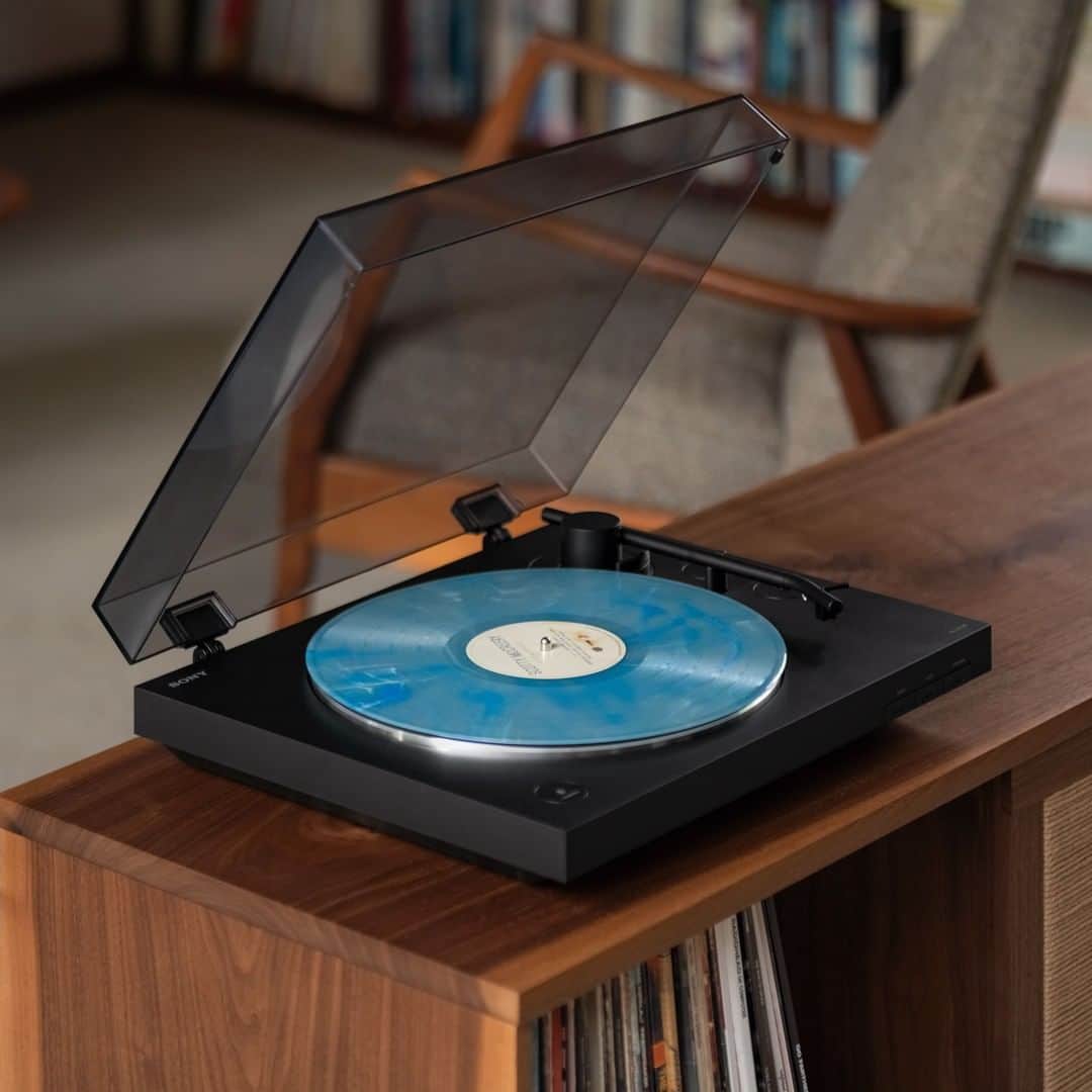 sonyさんのインスタグラム写真 - (sonyInstagram)「Spin the day away. (The LX310BT Turntable with Bluetooth connectivity). #SonyAudio」9月17日 8時22分 - sonyelectronics