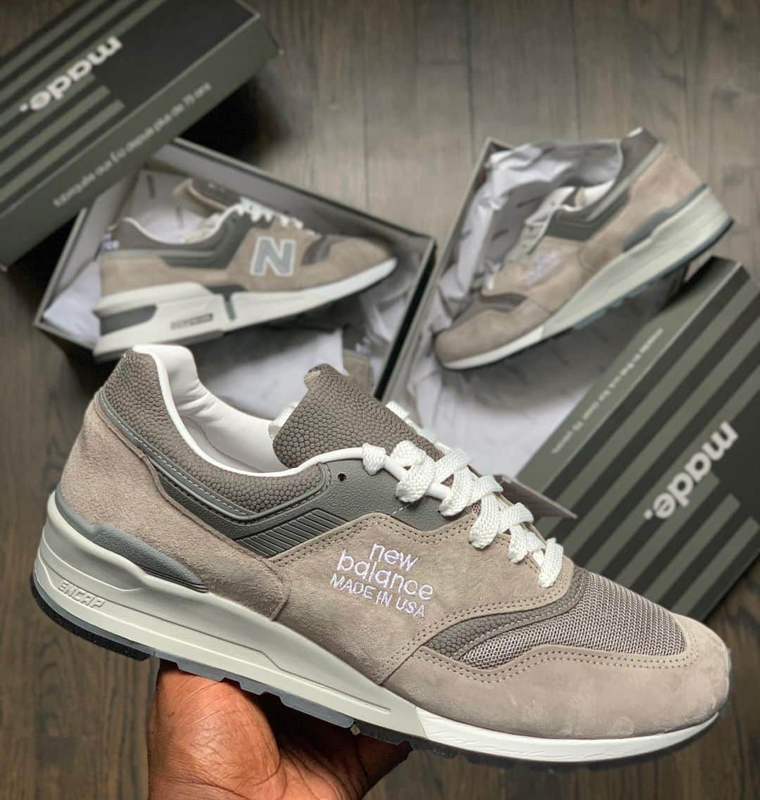 DJ Clark Kentさんのインスタグラム写真 - (DJ Clark KentInstagram)「Super Clean • @newbalance 997 “Grey Day” Pack • #900sAndBetter #StayFRESH」9月17日 9時30分 - djclarkkent