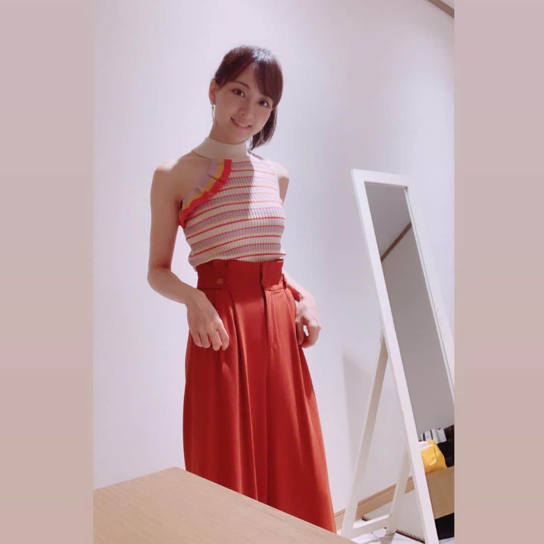 長谷川萌美さんのインスタグラム写真 - (長谷川萌美Instagram)「. . . 昨日の #私服 【 #萌服 】 .  #スパリゾートハワイアンズ 🌺👙 . .  #ニット #ノースリーブ #ワンショル #フリル #ワイドパンツ #パンツ #fashion #knit #oneshoulder #terracotta #liliybrown  #color #pants #bottom #widepants  #ビタスイ #長谷川萌美 #萌服」9月17日 9時40分 - moemi_hasegawa