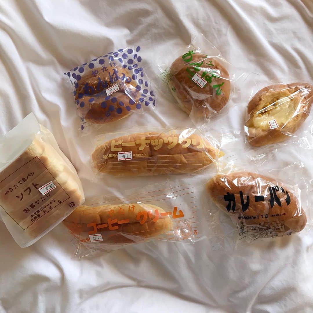 碓井玲菜さんのインスタグラム写真 - (碓井玲菜Instagram)「ストーリーに載せた 八丈島のやたけのパンだよ #やたけ #八丈島」9月17日 10時02分 - reina_usui
