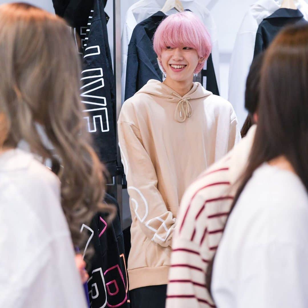 Laforet HARAJUKUさんのインスタグラム写真 - (Laforet HARAJUKUInstagram)「2019.09.14 VOGUE FASHION'S NIGHT OUT . #fno #fnojp #fno2019 #voguefashionnightout  #merryjenny #whitegallery #satelliteyoung  #laforet #harajuku #laforetharajuku #ラフォーレ #原宿 #ラフォーレ原宿」9月17日 10時02分 - laforet_h