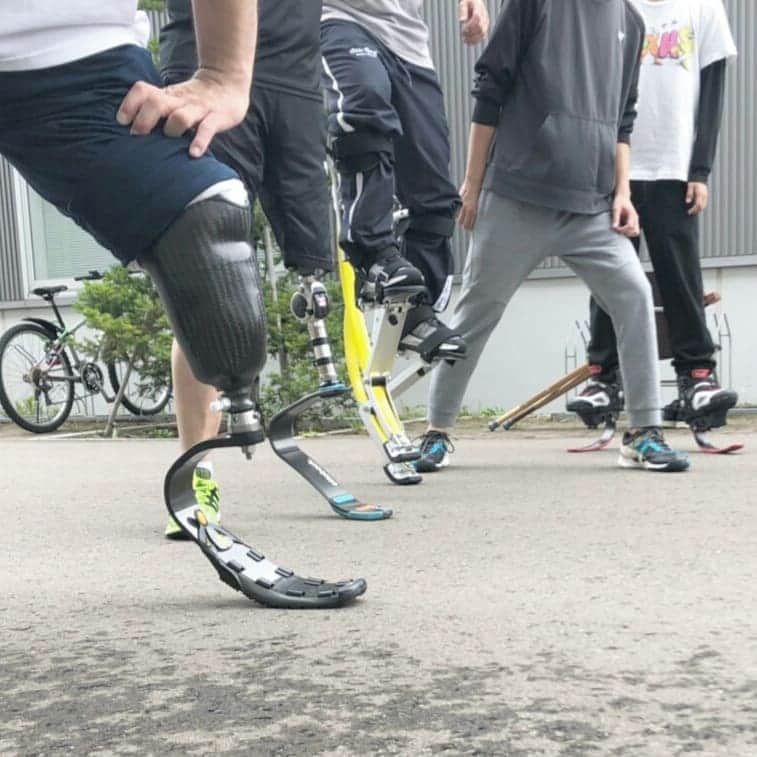 はいてくPOのインスタグラム：「義足のランニングチームが本格始動しました❗ #北海道ハイテク #義足 #ランニング #onyourmarks #よーいどん #パラスポーツ」