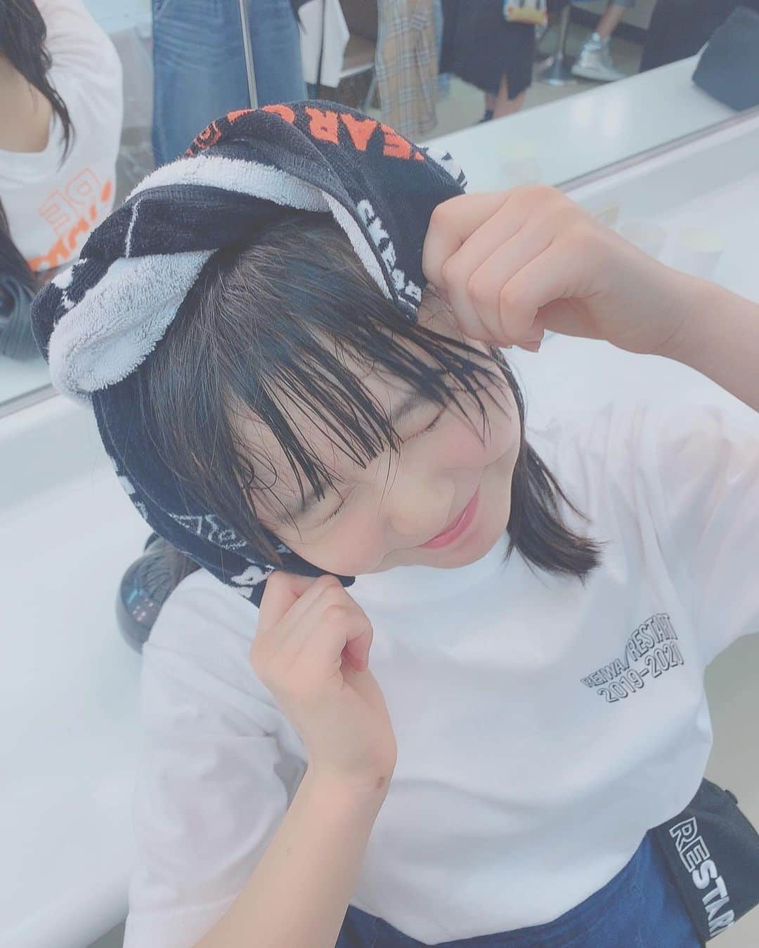 上村亜柚香のインスタグラム：「頭に巻くスタイルおすすめ！！！」
