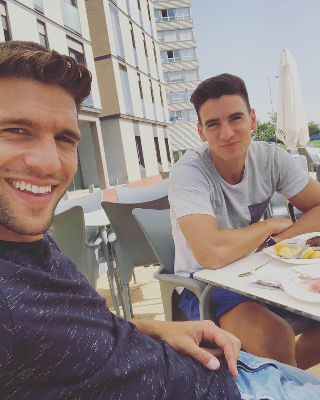 リサンドロ・マガジャンさんのインスタグラム写真 (リサンドロ・マガジャンInstagram)「Vos siempre haciendo