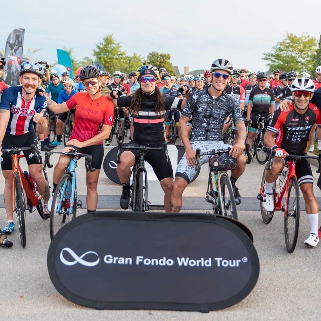 Zipp Speed Weaponryさんのインスタグラム写真 - (Zipp Speed WeaponryInstagram)「Thanks to our #zippspeed ambassadors and @rollfastcycling, the world’s fastest gran fondo, for a great time last week that was all about #makingyoufaster. 📷 @rollfastcycling @granfondoworldtour」9月17日 22時17分 - zippspeed