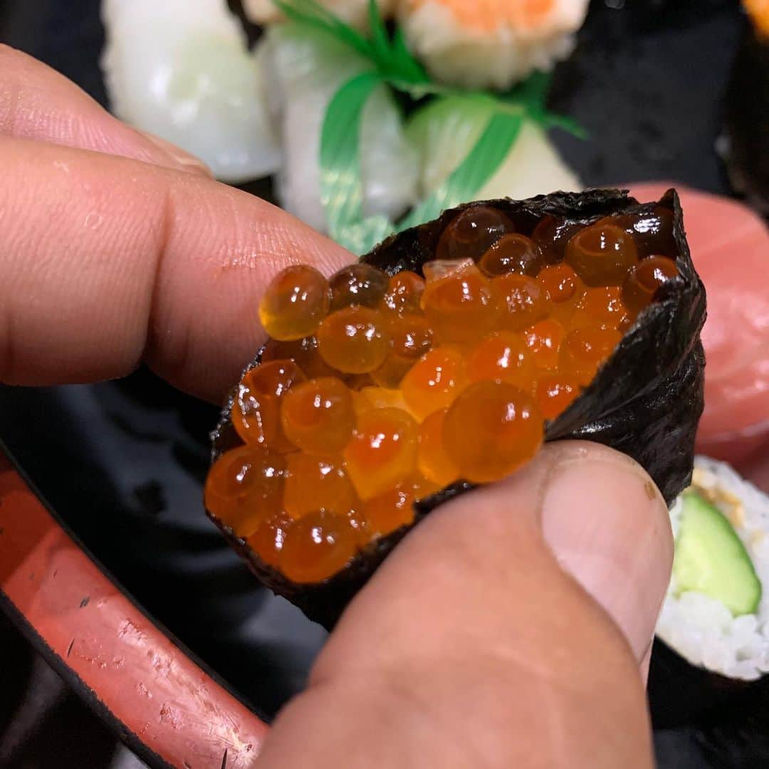 山本隆弘さんのインスタグラム写真 - (山本隆弘Instagram)「シースー🍣 差し入れで頂きましたー😋」9月17日 22時22分 - yamamototakahiro5