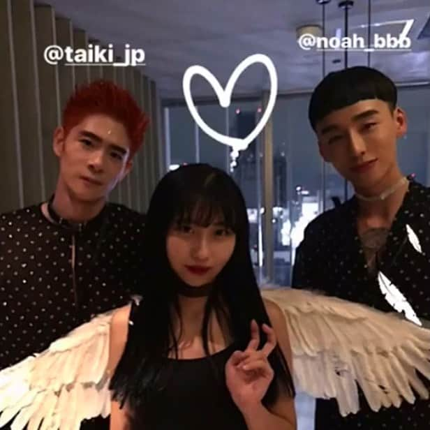 タイキさんのインスタグラム写真 - (タイキInstagram)「『neufneuf “never enuf” RELEASE PARTY』﻿ ﻿ お越し下さったたくさんの皆様‼️ 本当にありがとうございました 😭‼️ 全然人が集まらなかったらどうしようと、、、夜も眠れない日々を過ごしてきました 😢﻿ ﻿ おかげ様でたくさんの方々が来てくださって改めて「皆さまに支えられて今の自分たちがいる」 と実感しました。﻿ ﻿ @beenishere が目の前で泣くもんだから貰い泣きしたし 😂 ﻿ ﻿ 今回、neufneufとコラボしてくれた @holland_vvv 、 @_eill_  ちゃん 改めてありがとう‼️ そしてイベントに協力してくれた、 @yuyanara @go_akimoto  @unakinoco @supercupmatcha @alisa_urahama  @vitamikju @kuciia @nana_youngrongkim の出演者のみんなも本当にありがとう ‼️‼️ ﻿ ﻿ お酒を提供してくれた KEYS AND BRICKS さん、 場所を貸してくれた @sankeyspenthouse さんもありがとうございました‼️﻿ ﻿ また、最後にneufneuf プロジェクトの為に動いてくださってるスタッフの皆様も本当に本当にありがとうございました‼️ ﻿ ﻿ 皆さまのおかげで本当に幸せな時間を過ごすことができました！ 心より感謝致します 😭✨ ﻿ 今後とも neufneuf をどうぞよろしくお願い致します 💖 ﻿」9月17日 22時40分 - taiki_jp