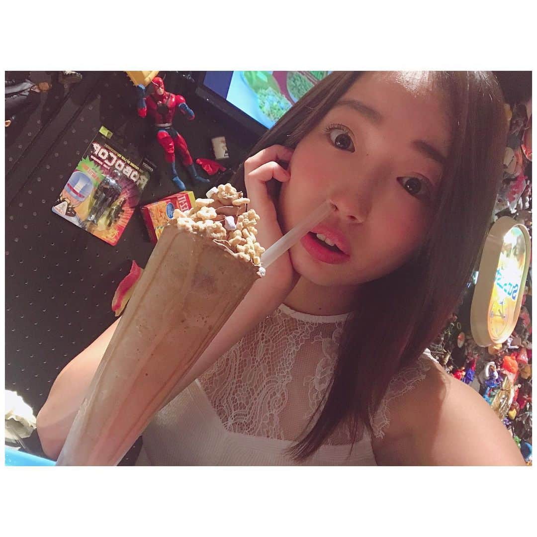 のインスタグラム：「オフショットです(⁎⁍̴̆Ɛ⁍̴̆⁎)♡ . . . .  #nopecafe #インスタ映え #Kawaii #nopecafe代々木 #代々木カフェ #代々木グルメ #pr #コラボベース #ありあけゆな #オフショット #オリジナルシェイク #シェイク #おふざけ」