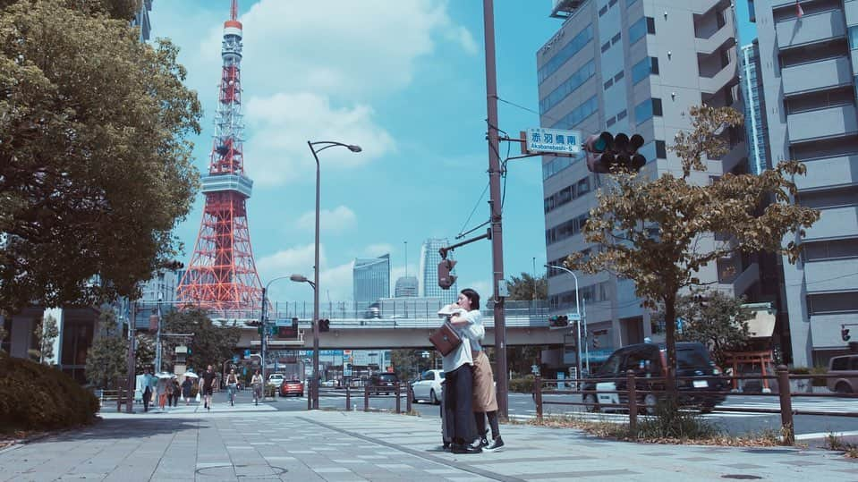 三吉彩花さんのインスタグラム写真 - (三吉彩花Instagram)「@jaychou さん @ashin_ig さんの新曲 『說好不哭 / 泣かないと約束したから』  が本日リリースされ  渡邊圭祐くんとMVに出演させていただきました！  このような機会をいただけて本当に光栄です。  私たちのお芝居でもこの世界観をより良いものに創り上げられたらと思い  精一杯演じさせていただきました。  是非見ていただけたら嬉しいです！  謝謝☺️」9月17日 15時56分 - miyoshi.aa