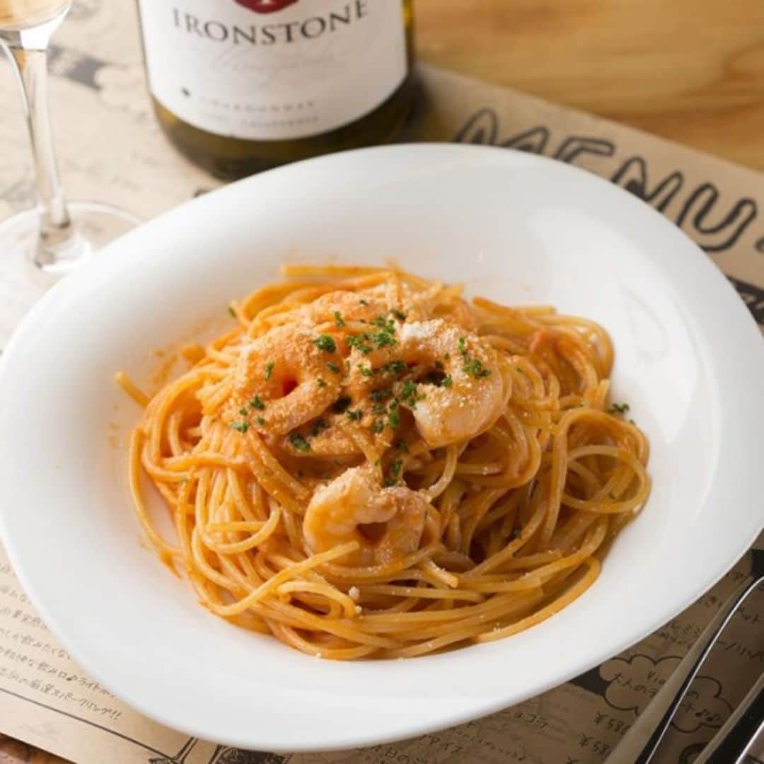 ビアージョ新宿のインスタグラム：「こんにちは、新宿西口にありますイタリアン＆ワインバル「ビアージョ」です。 ブログ更新しました！ 「ビアージョがご用意しております、ワインとよく合うパスタメニューです」 是非ご来店お待ちしております。 ▼詳しくはこちら▼ https://viagio-shinjuku.com/  #ビアージョ#新宿#イタリアン#バル#居酒屋#送別会#二次会」