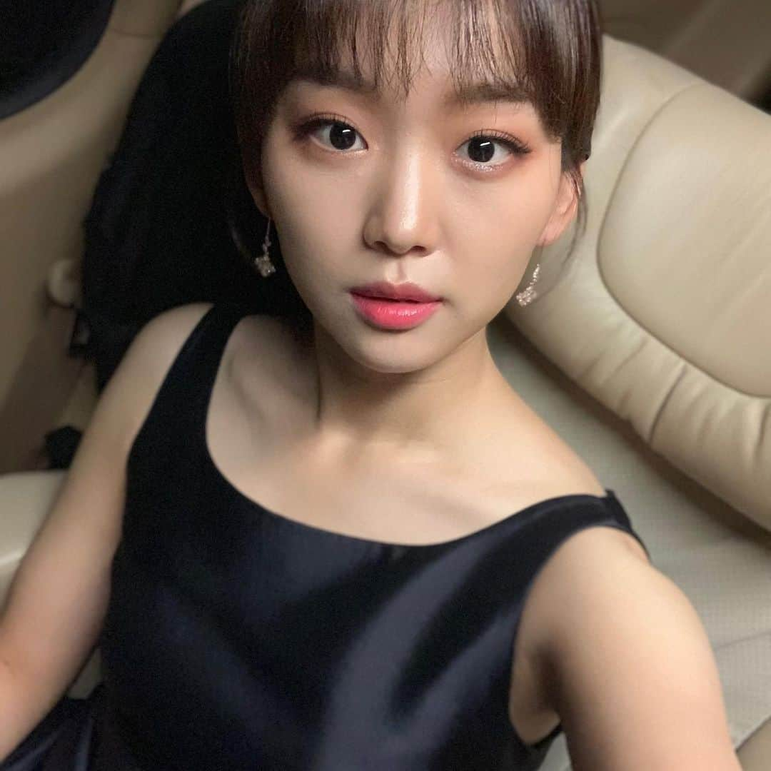 チン・ギジュさんのインスタグラム写真 - (チン・ギジュInstagram)「비하인드」9月17日 17時11分 - jinkijoo