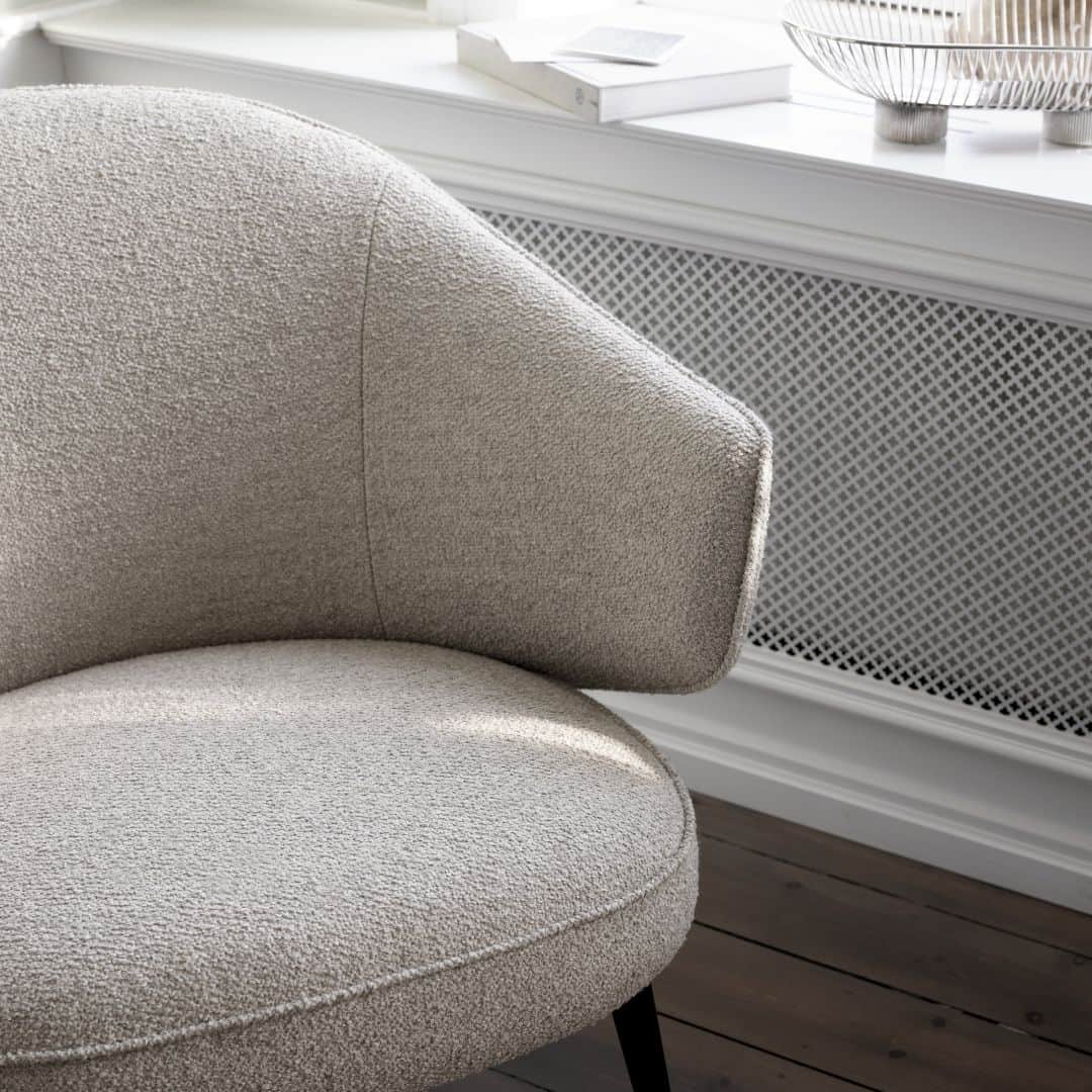 BoConceptさんのインスタグラム写真 - (BoConceptInstagram)「| NEW COLLECTION | Feminine and playful. The beautiful Charlotte chair will easily find its place in any room.  #WeLoveNew #NewCollection #Collection2020 #DanishDesign #BoConcept #CharlotteDesignChair」9月17日 17時23分 - boconcept_official