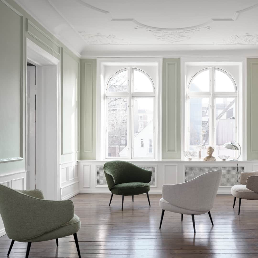 BoConceptさんのインスタグラム写真 - (BoConceptInstagram)「| NEW COLLECTION | Feminine and playful. The beautiful Charlotte chair will easily find its place in any room.  #WeLoveNew #NewCollection #Collection2020 #DanishDesign #BoConcept #CharlotteDesignChair」9月17日 17時23分 - boconcept_official