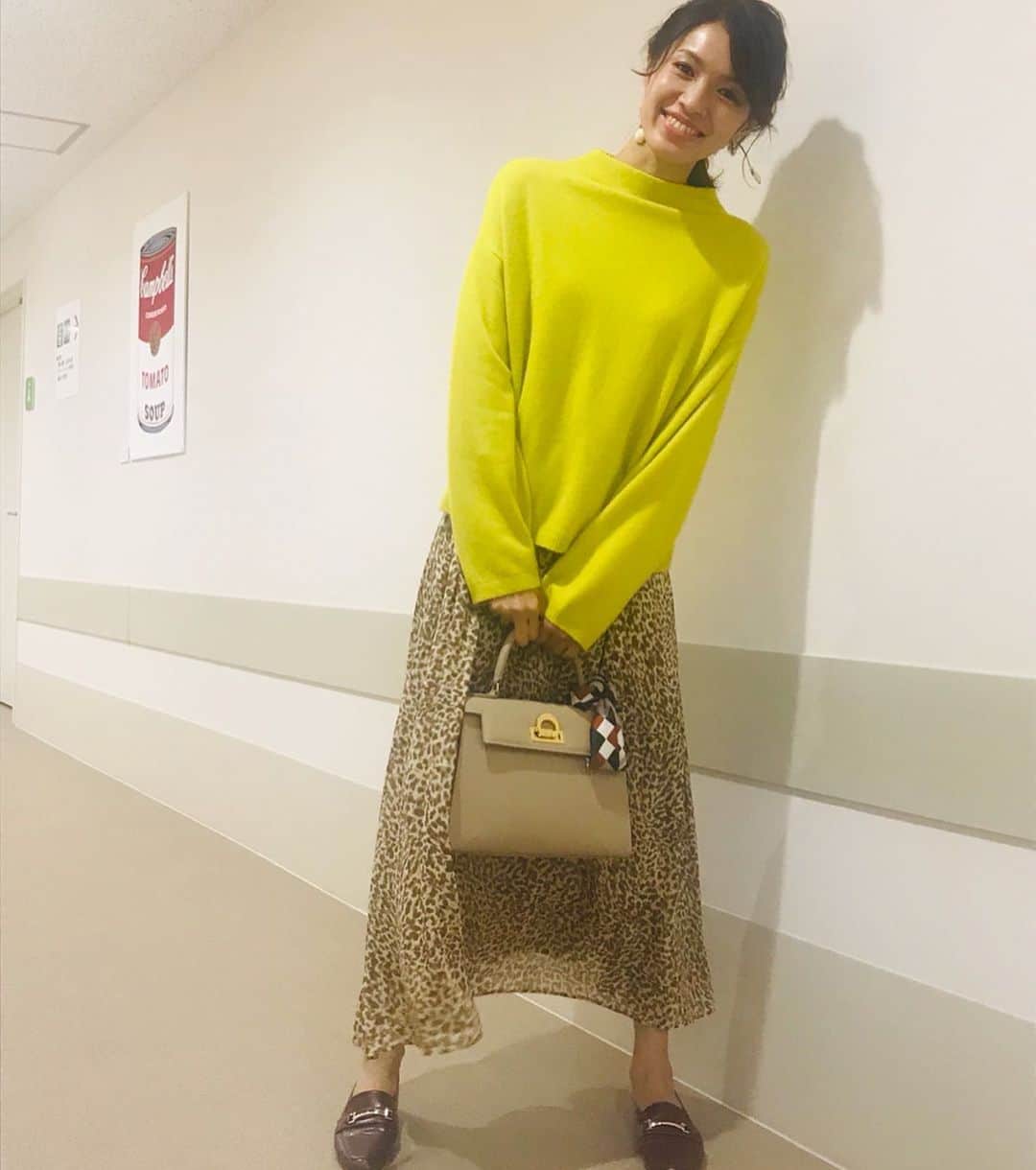 渡辺安里さんのインスタグラム写真 - (渡辺安里Instagram)「昨日の衣装❤️ 黄色のニットがとっても鮮やかでした✨✨ ヘアーも一瞬で出来上がったのに可愛すぎて😍ありがとうございました✨✨ #TGMRUNWAY#名古屋#ゲートタワーモール#衣装#コーディネート#ファッション#ヘアーメイク#モデル#ファッションショー#nagoya#model#fashion」9月17日 17時32分 - anriwatanabe