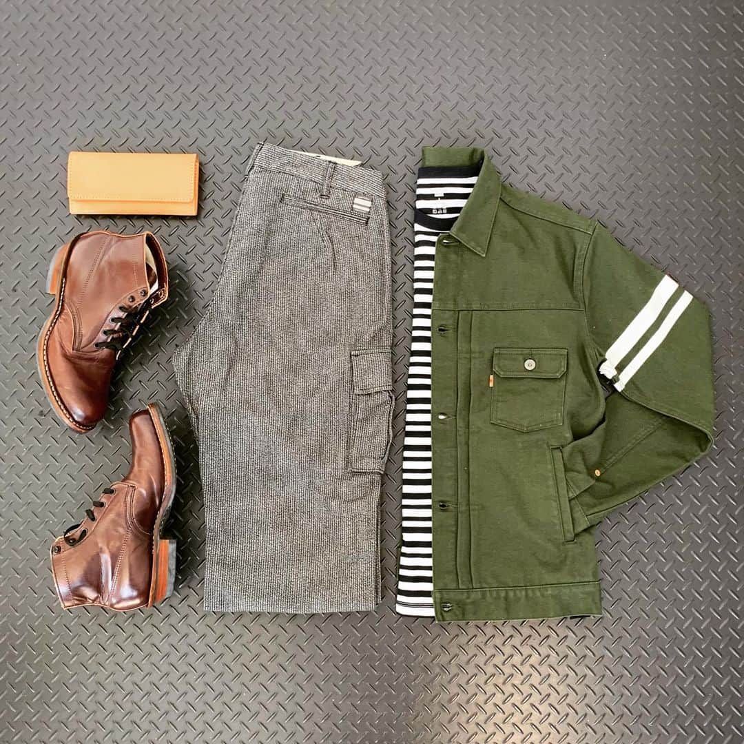 momotarojeansのインスタグラム：「Jaket:03-125 TYPE 2nd GTB CANVAS JAKET T-shirt:07-024 Pants:01-068 TWILL WIDE CARGO PANTS  #kojima #kurashiki #okayama #jeans #denim #denimday #denimporn #denimhead #selvedge #selvage #selvedgedenim #selvedgeforum #denimevolution #selvedgemurah #unionspecial #goingtobattle #madeinjapan #japanesedenim #fading #naturalfading #madebyhand #madeinjapan #jeanslife #vintagejeans #fade #selvedge #mensweardaily」
