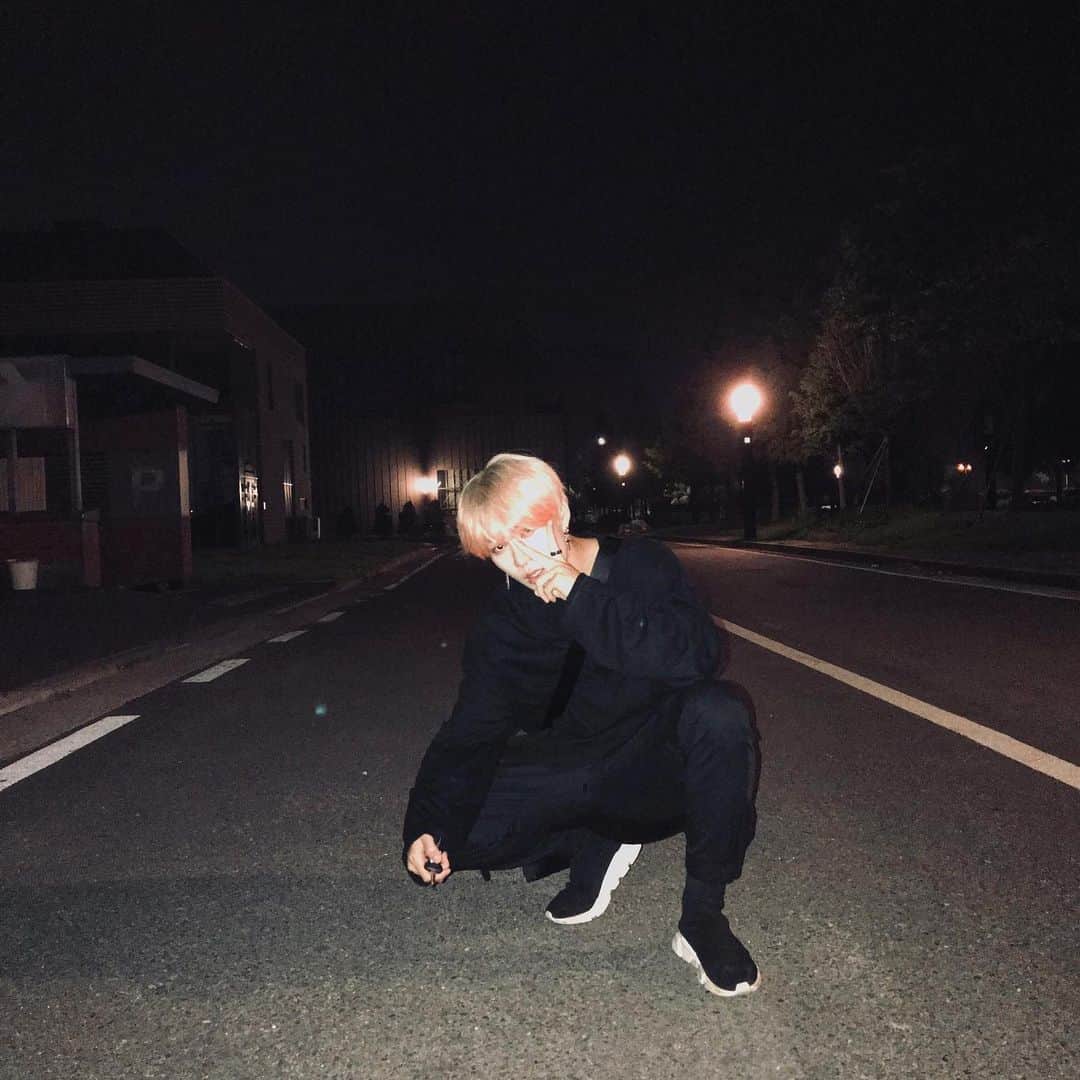 ピョン・ヒョンミンのインスタグラム：「D-2」