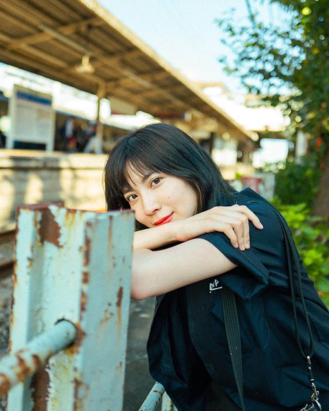 レイチのインスタグラム：「今夜20時半にPV公開です。 Are u ready?🙆🏻」