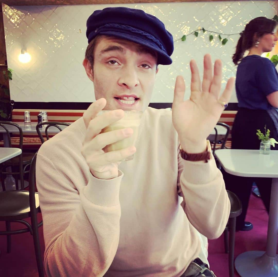 エド・ウェストウィックさんのインスタグラム写真 - (エド・ウェストウィックInstagram)「Me and my coffee this morning」9月17日 19時12分 - edwestwick