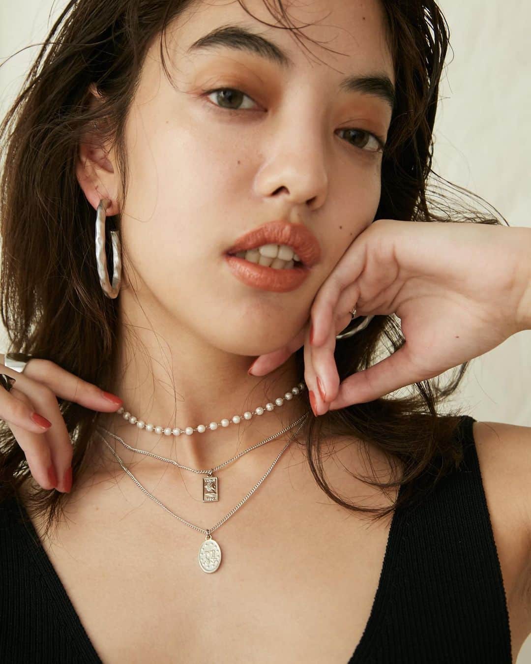 のインスタグラム：「EVRIS @evris_official  @runway_channel  p @rikki_sanju  hm @sayoko_yoshizaki  #evris #runwaychannel #fashion #model #ファッション #モデル」