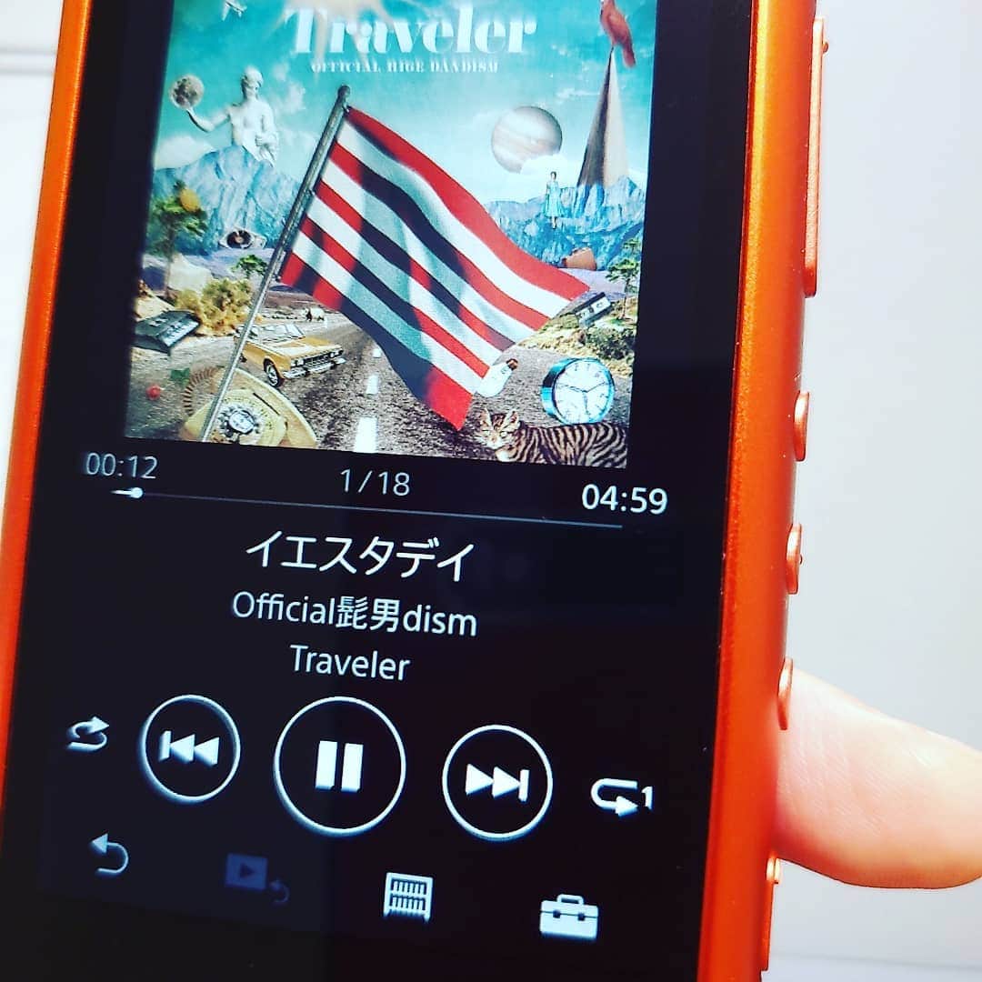 朱神宝のインスタグラム：「たまにやるBGM紹介🎧🎵 イエスタデイはHELLOWORLDから気になって。 In Twoはカッチョイイ曲調に惚れ込んでる。 DECIDEDは歌詞に度々助けられてる。 ピカンチダブルは元気になる。 CQCQはリズムが良くてペン入れ進む。  是非に…👍」