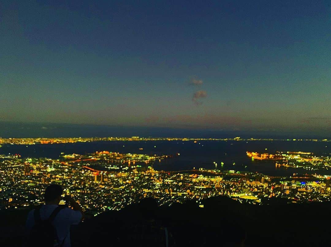 大崎佑実さんのインスタグラム写真 - (大崎佑実Instagram)「夜景が本当に涙出るくらい綺麗で、レトロな街並みが可愛くて、見渡せば都会で、本当に本当に最高な街だった❣️❣️初めて東京より住みたいと思った〜👠 #神戸 #神戸ハーバーランド #苦楽園 #西宮 #1000万ドルの夜景 #夏休み終わっちゃう」9月17日 20時26分 - osaki_yumi