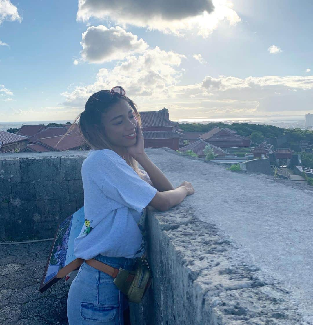 鈴木リサさんのインスタグラム写真 - (鈴木リサInstagram)「首里城🏯👸💕✨ #okinawa」9月17日 20時38分 - risa_osaru