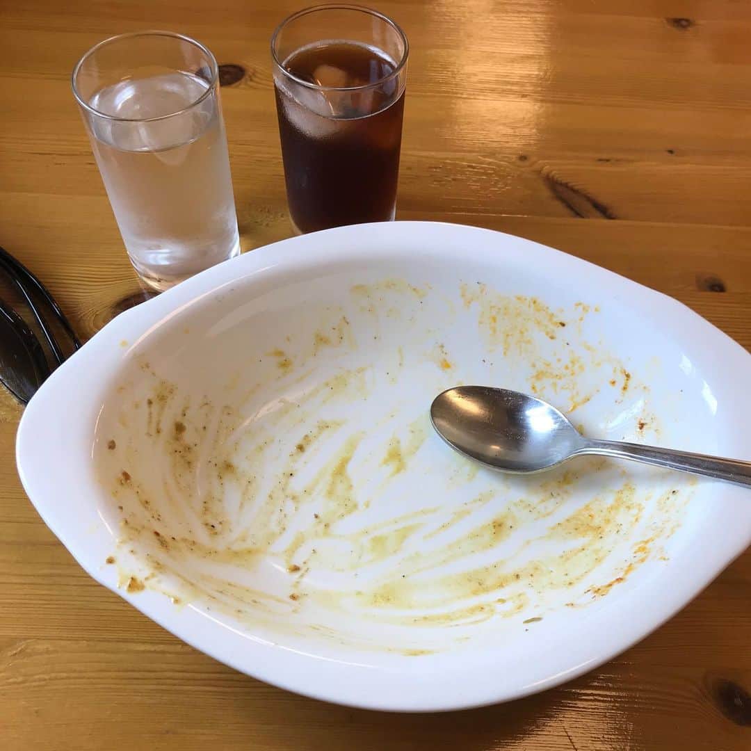 静岡グルメ情報さんのインスタグラム写真 - (静岡グルメ情報Instagram)「・ スリランカ カレー ・ 思ったより残念です ・ もっと現地よりの味が良かったのに！ ・ って思う私は現地に行ったことも無ければ食べたことも無い！ ・ でも絶対日本人向けにしてると思う！ ・ #いいね返し #Shizuoka  #東海 #食べ物 #静岡グルメ #静岡ランチ #パン🥐 #インスタ映え #酒飲み #静岡 #静岡市街中ランチ #ラーメン🍜 #おすすめカフェ☕️#静岡市パン屋 #デザート #スイーツ🍰 #駿河区ランチ  #葵区ランチ #静岡市ランチ #静岡市グルメ #静岡市カフェ #静岡市 #美味しいもの大好き #食通 ・ ・ 静岡市の食通さんと繋がりたい 情報交換求む  もっと美味しい店知りたい ・ #followme #eat #grumet #food #cafe #lunch」9月17日 20時40分 - syokutsuu_itete_in_shizuoka